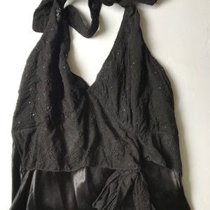 NEW NWOT Eyelet Embroidered Rhinestone Accent Halter Top. Black. Medium.